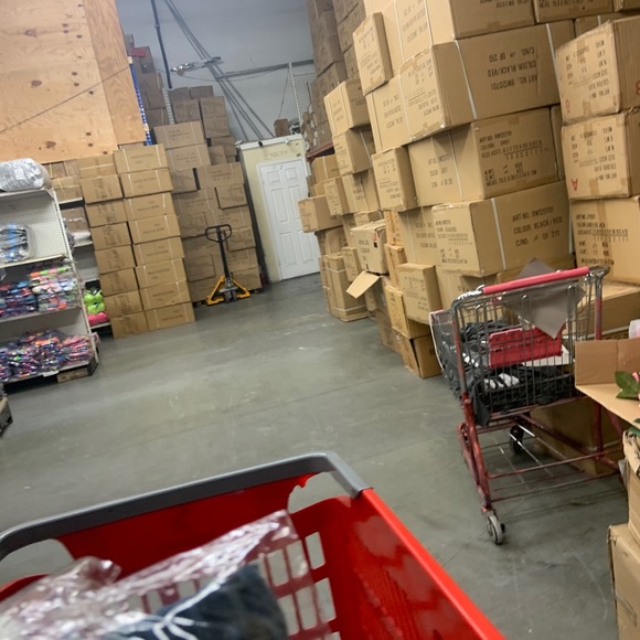 Shop MySurprise Box , LAST 1! - Picture 4 of 6